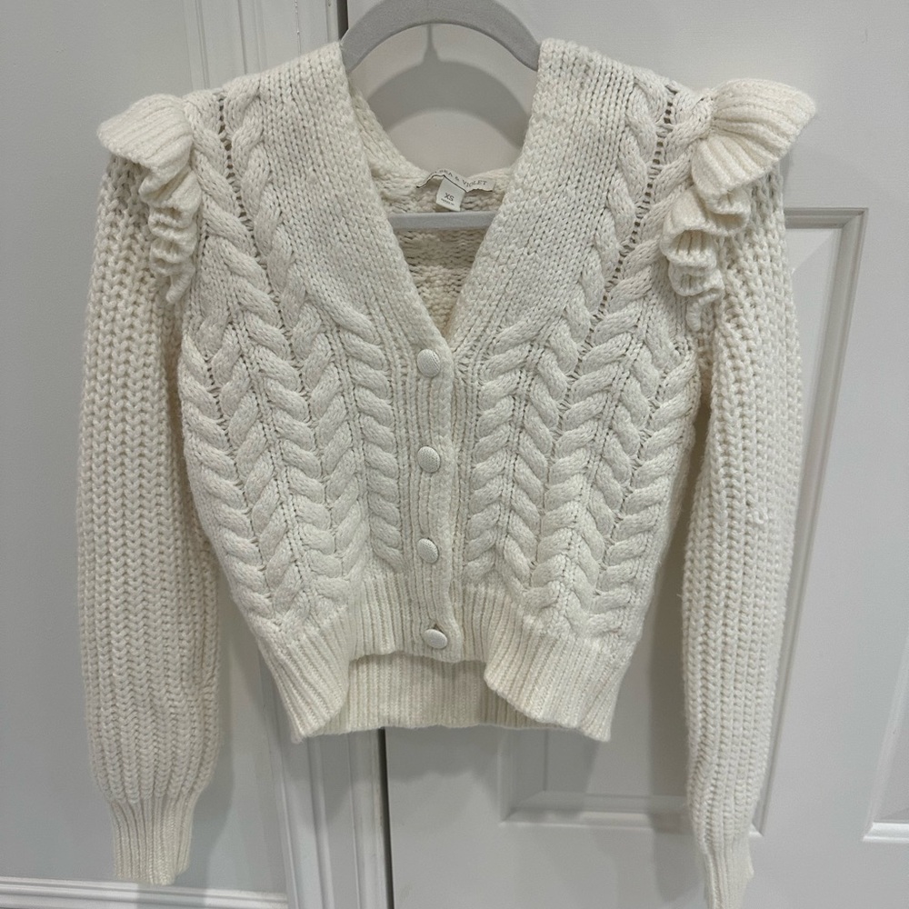 Chelsea & Violet Cardigan Sweater 🤍